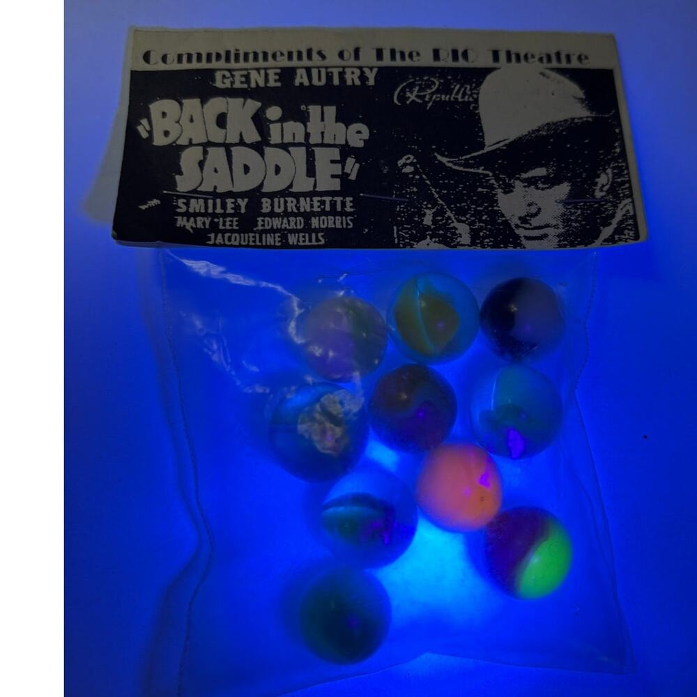Vntg Gene Autry Sealed Bag of 10 Marbles Back in The Saddle RIO Theater
